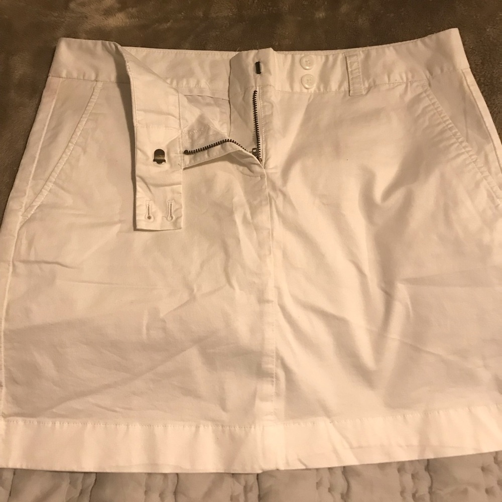 Vineyard vines skirt